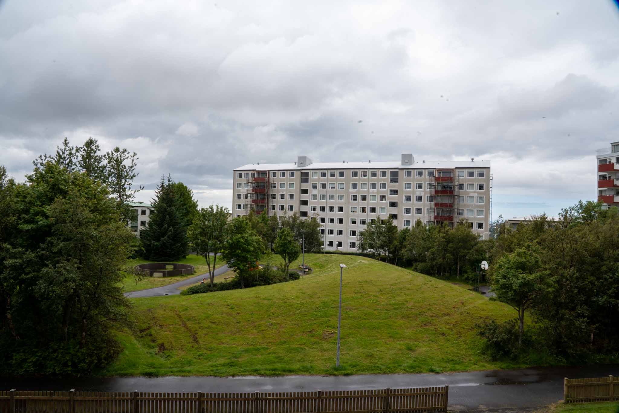 特定口座とは？「源泉徴収あり・なし」の違いと選び方をわかりやすく解説