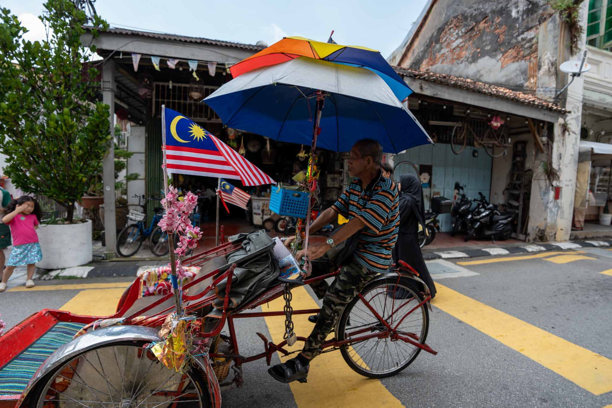 配当金生活の現実｜月20万円にはいくら必要？シミュレーションと注意点